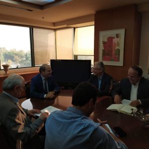 Επιβεβαίωση του eviavima – Συνάντηση Μπουραντά-Χατζηδάκη παρουσία του Σπύρου Πνευματικού