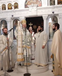 Χειροτονία Πρεσβυτέρου από τον Μητροπολίτη Χαλκίδας Χειροτονία Πρεσβυτέρου από τον Μητροπολίτη Χαλκίδας