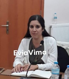 Αντιπρόεδρος της Πρω/θμιας Σχολικής Επιτροπής του Δ. Κύμης Αλιβερίου, η Αλεξάνδρα Θαλασσινού
