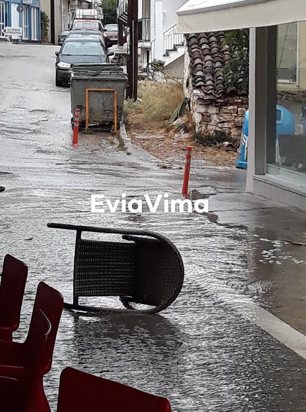 ΤΩΡΑ-Μπουρίνι στο Αλιβέρι-ΦΩΤΟ&ΒΙΝΤΕΟ