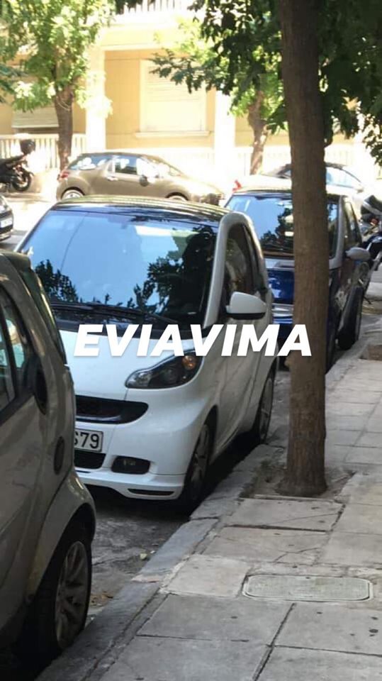 Eκλάπη Smart στην Ερέτρια (ΦΩΤΟ)