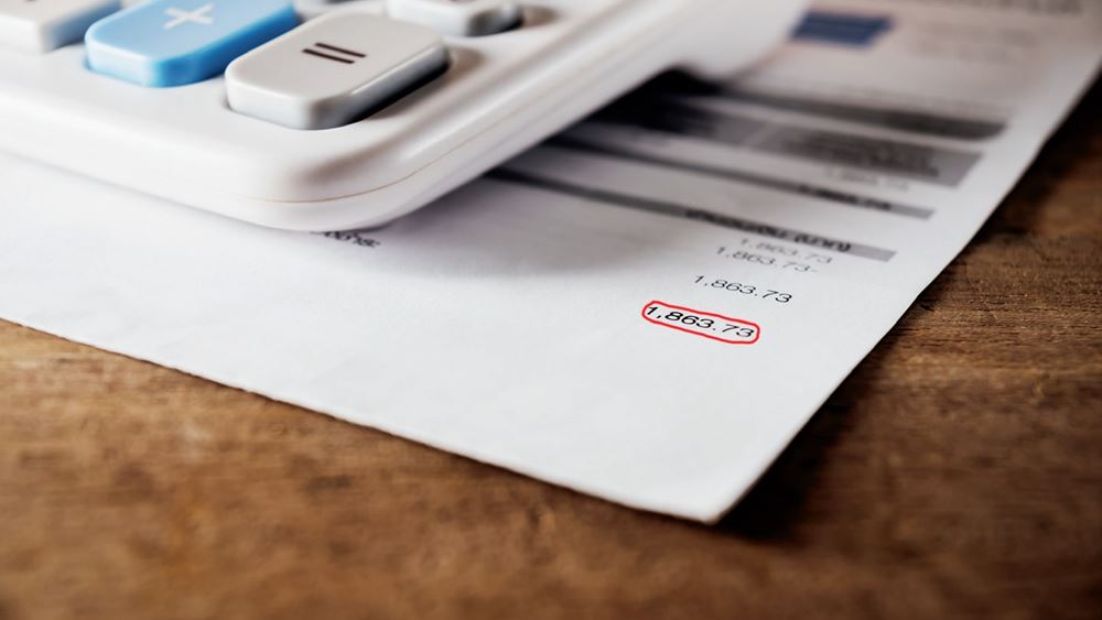 Ποιοι θα δουν μειώσεις έως 90 ευρώ στους λογαριασμούς ρεύματος