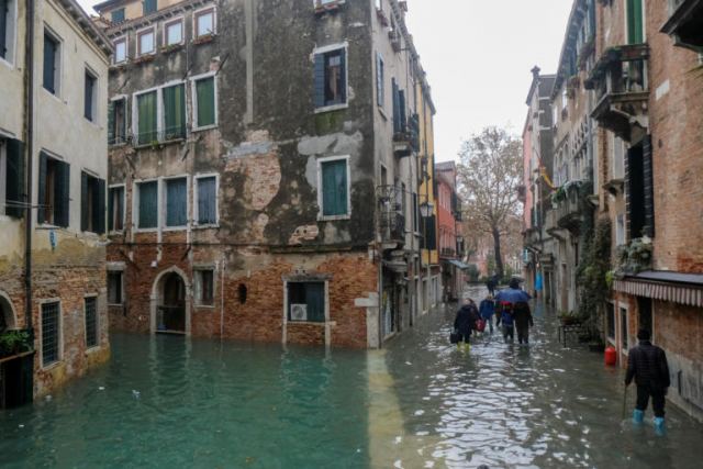 «Βούλιαξε» η Βενετία – Ζημιές εκατοντάδων εκατομμυρίων! (photos)