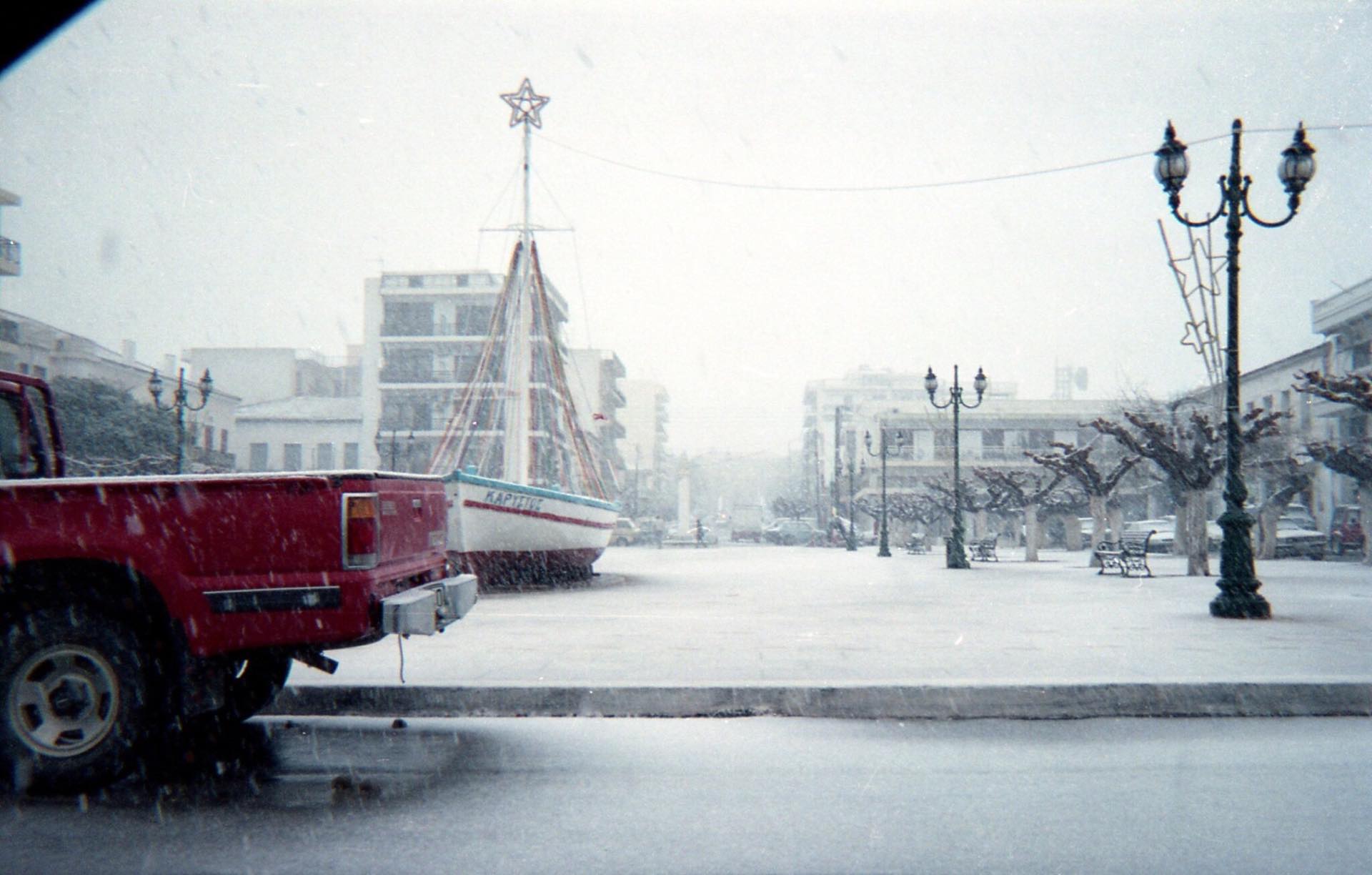 Απίστευτο! Η Κάρυστος χιονισμένη (photos)
