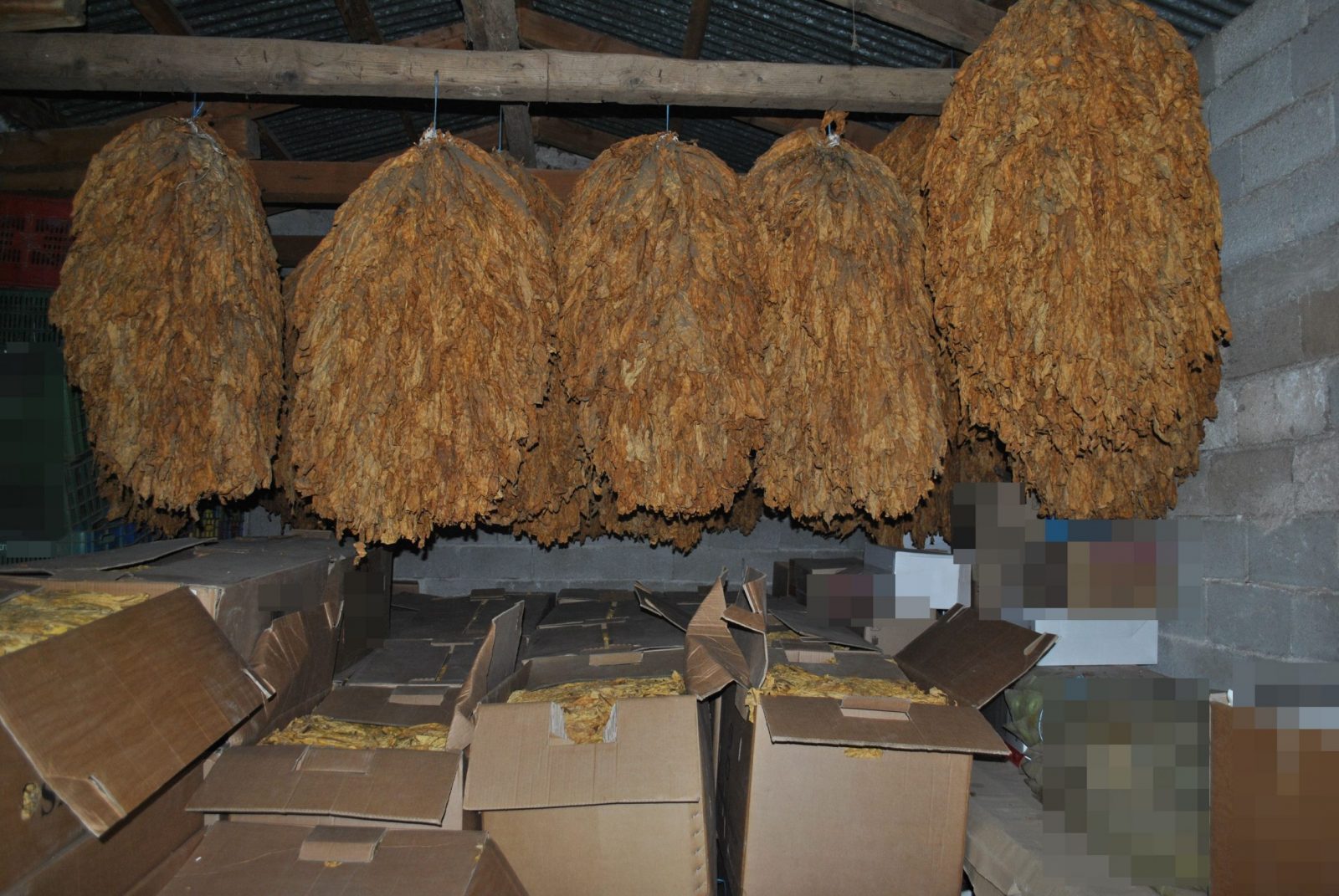 ΣΟΚ! 3 συλλήψεις για τεράστια ποσότητα αιθυλικής αλκοόλης & αλκοολούχων προϊόντων (photos)