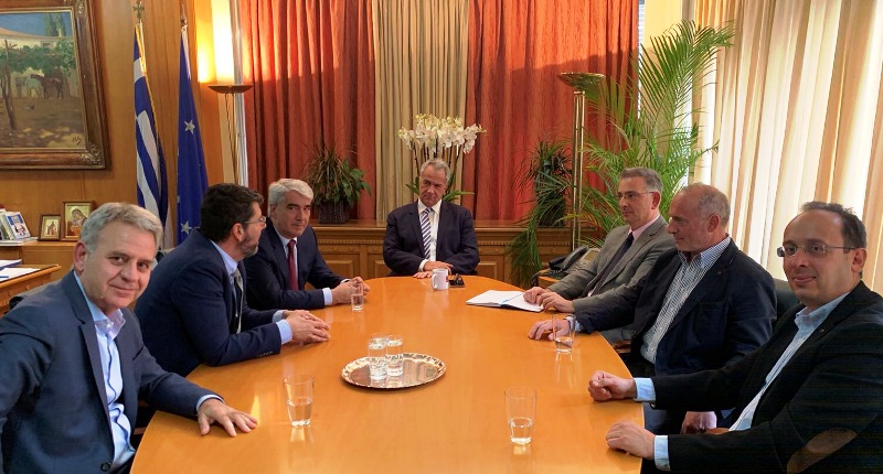 Συνάντηση Σίμου Κεδίκογλου και Οινοπαραγωγών με τον Υπουργό Αγροτικής Ανάπτυξης