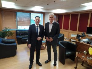Συνάντηση του Σπύρου Πνευματικού με τον Υφυπουργό Στέλιο Πέτσα για τα περιφερειακά μέσα ενημέρωσης