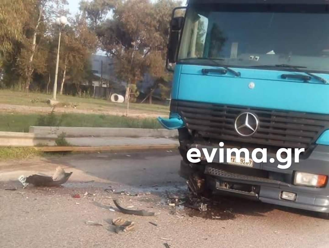 Νεότερα για το τροχαίο στον Κόμβο της Χαλκίδας-Τραυματίστηκε ο οδηγός του ΙΧ