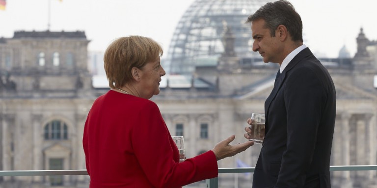 Τηλεφωνική επικοινωνία Μητσοτάκη-Μέρκελ-Τι συζήτησαν