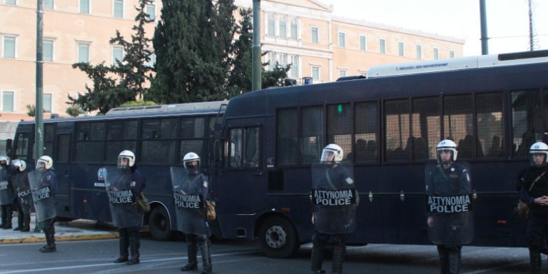 Φρούριο η Αθήνα για την πορεία του Πολυτεχνείου – 5.000 αστυνομικοί επί ποδός
