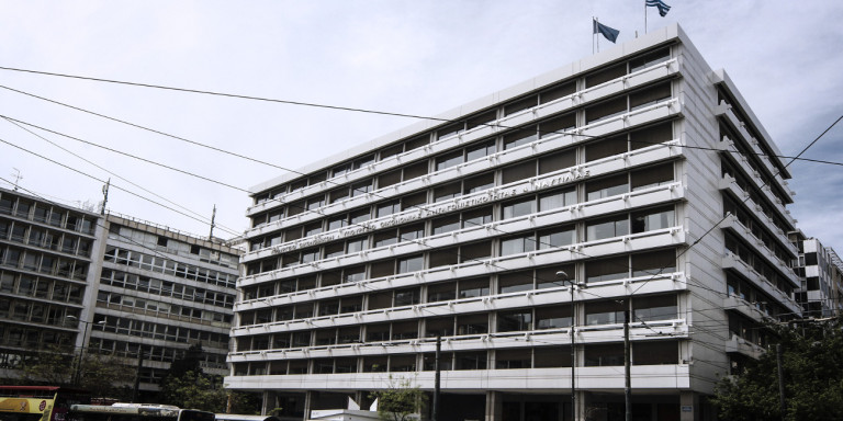 ΥΠΟΙΚ: Σήμερα η δέσμη οικονομικών μέτρων για τις επιπτώσεις από τον κορωνοϊό