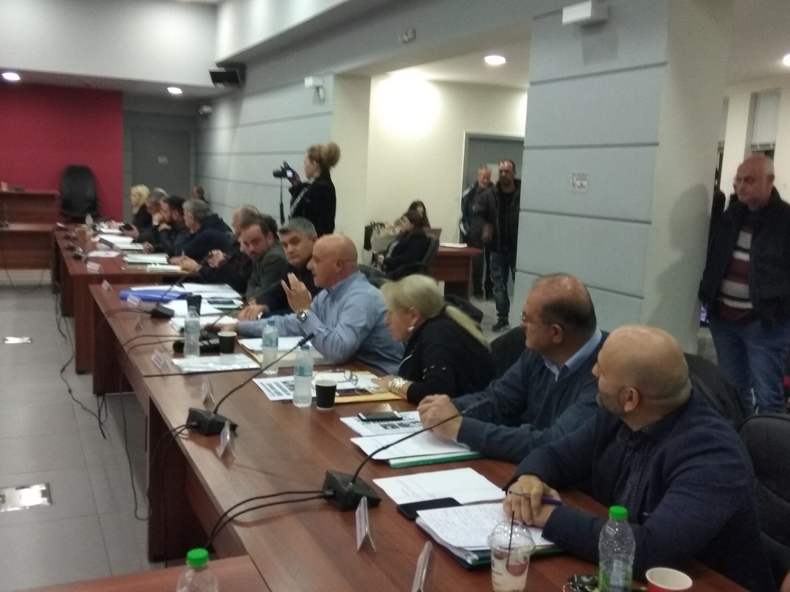 Πληρωμένη απάντηση Βασίλη Καθαροσπόρη στον Αντιδήμαρχο Έργων Πληρωμένη απάντηση Βασίλη Καθαροσπόρη στον Αντιδήμαρχο Έργων