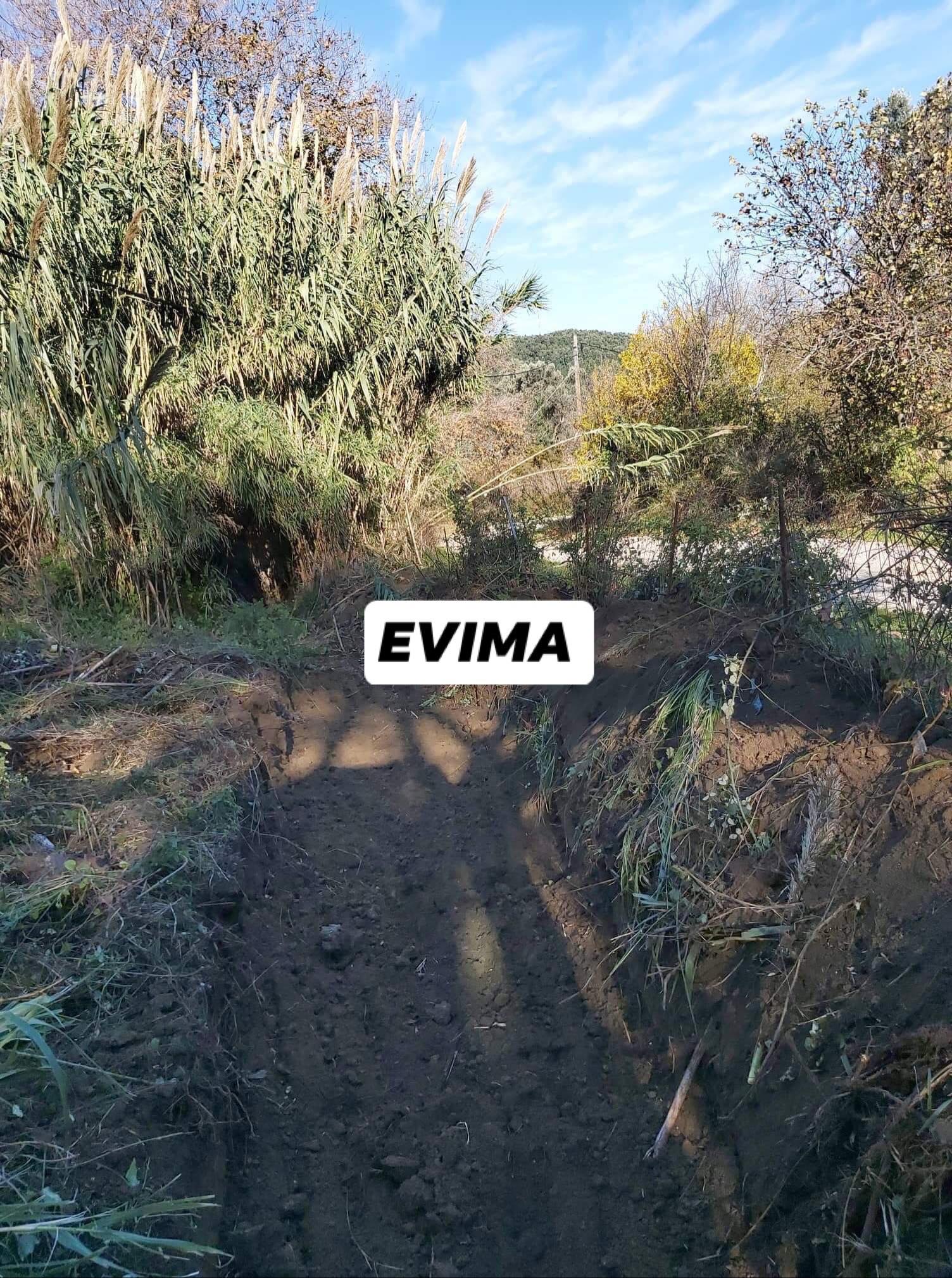 Δεν αφήνει μέρα να περάσει ο Αντιδήμαρχος (photos)