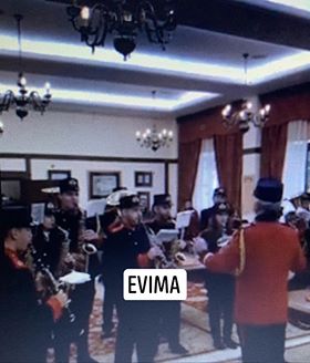 Τα Κάλαντα από τη Φιλαρμονική του Δήμου Χαλκιδέων στο Μητροπολίτη κ.κ. Χρυσόστομο-[ΒΙΝΤΕΟ]