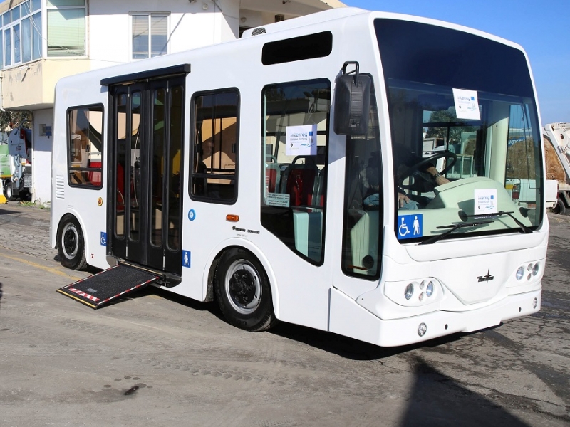 Ήρθε το πρώτο ηλεκτροκίνητο λεωφορείο