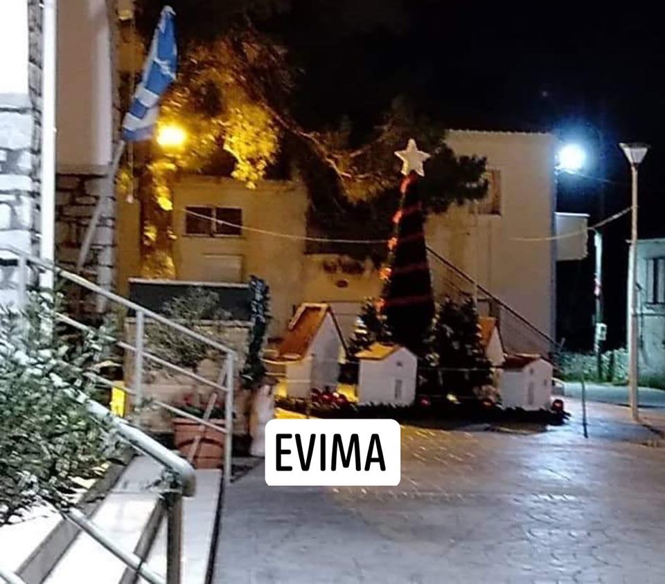 Αύριο το άναμμα του Χριστουγεννιάτικου  δέντρου  στα Κριεζα -Αναβάλλεται σήμερα λόγω καιρού