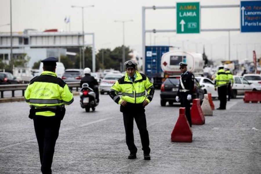 Μέχρι τα μεσάνυχτα της Δευτέρας του Πάσχα τα μέτρα για τη μετακίνηση