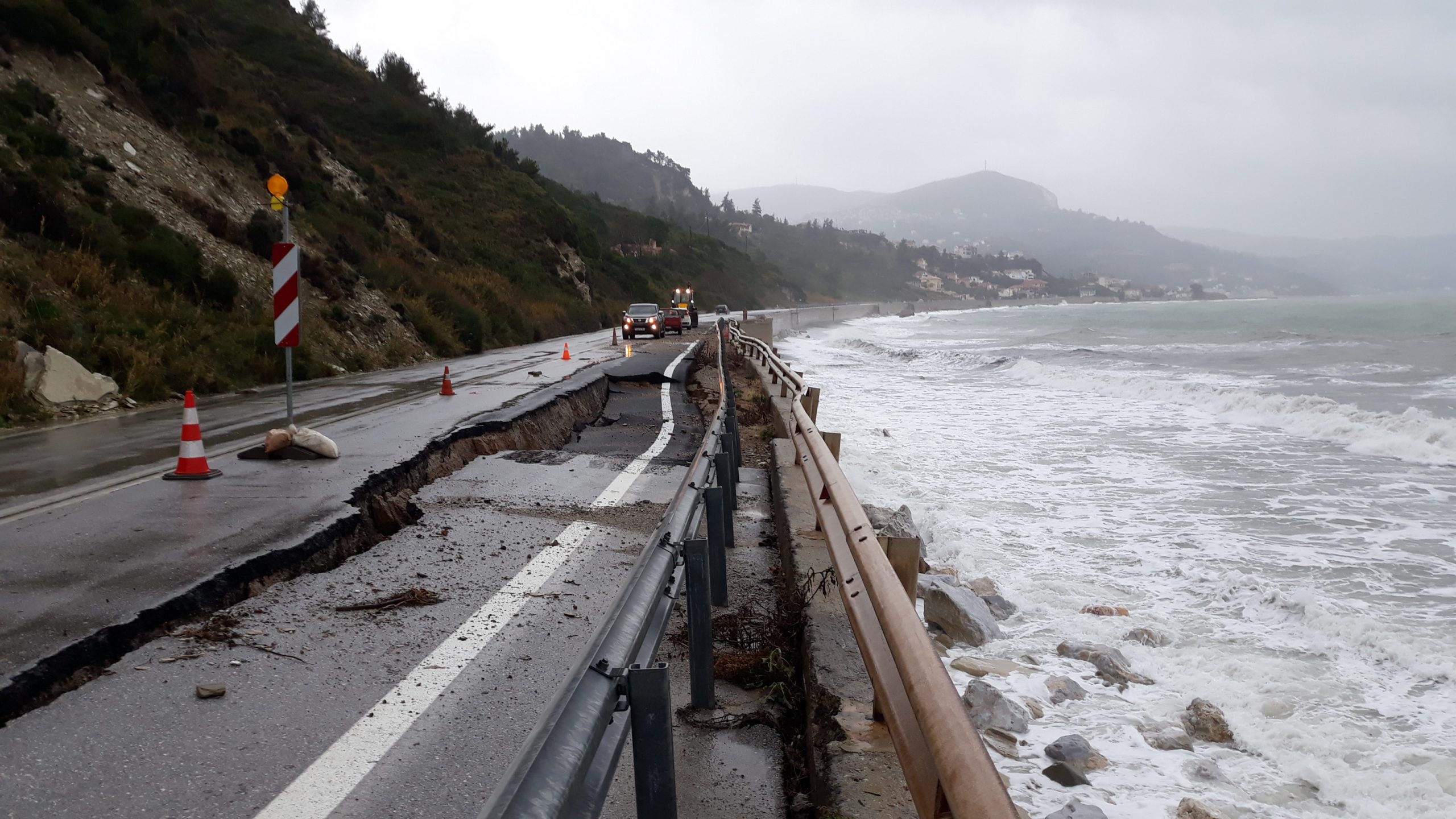 Πρώτο θέμα στην συνεδρίαση του δημοτικού συμβουλίου Κύμης Αλιβερίου ο δρόμος Στόμιο – Πλατάνα