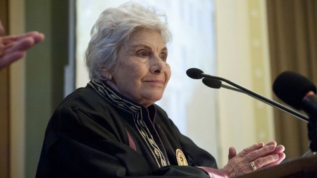 Πάνδημη συγκίνηση για τον θάνατο της Κικής Δημουλά