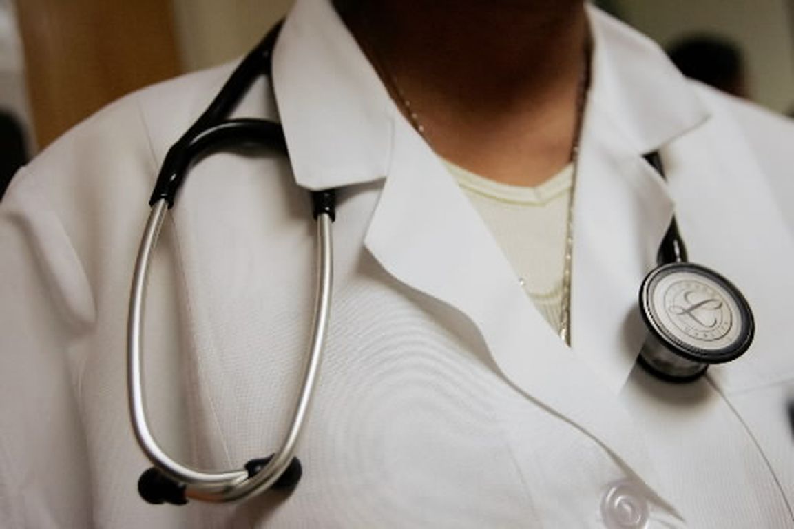 Θάνος Πλεύρης: Κίνητρο 1.800 ευρώ για κάθε γιατρό που μετακινείται στα ακριτικά νησιά