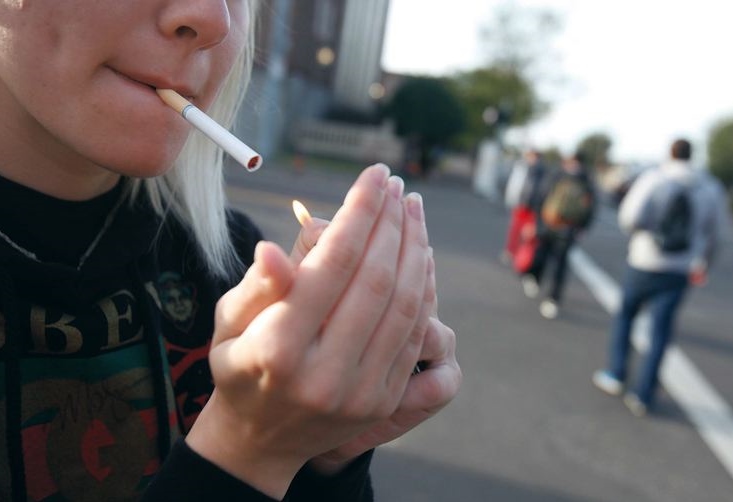 Κάπνισμα: 6 τρόφιμα για να αποβάλλετε τη νικοτίνη από το σώμα