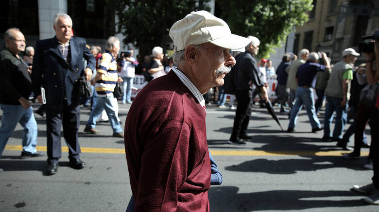 Έρχονται τεράστιες αλλαγές στις συντάξεις – Η Τεχνητή Νοημοσύνη στις υπηρεσίες του ΕΦΚΑ Έρχονται τεράστιες αλλαγές στις συντάξεις – Η Τεχνητή Νοημοσύνη στις υπηρεσίες του ΕΦΚΑ