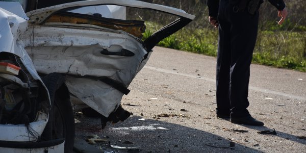 Σοκαριστικό τροχαίο: Νεκρός ένας 27χρονος κι ένας 30χρονος- Άλλοι 3 τραυματίστηκαν