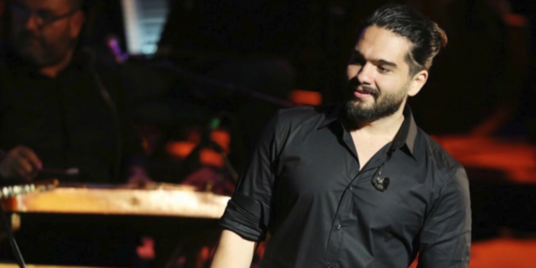 Ο Μητσοτάκης επικοινώνησε με τον Μάστορα για τις συντάξεις των Βορειοηπειρωτών