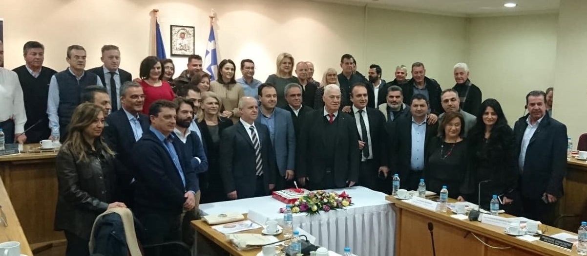 Οι Δήμαρχοι της Στερεάς Ελλάδας θα προσφέρουν το 50% του μισθού τους στον αγώνα κατά της Πανδημίας