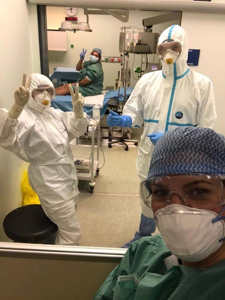 Μεγάλη συγκίνηση για τη μητέρα που νοσεί από κορωνοϊό και έφερε στον κόσμο ένα υγιέστατο μωρό!!
