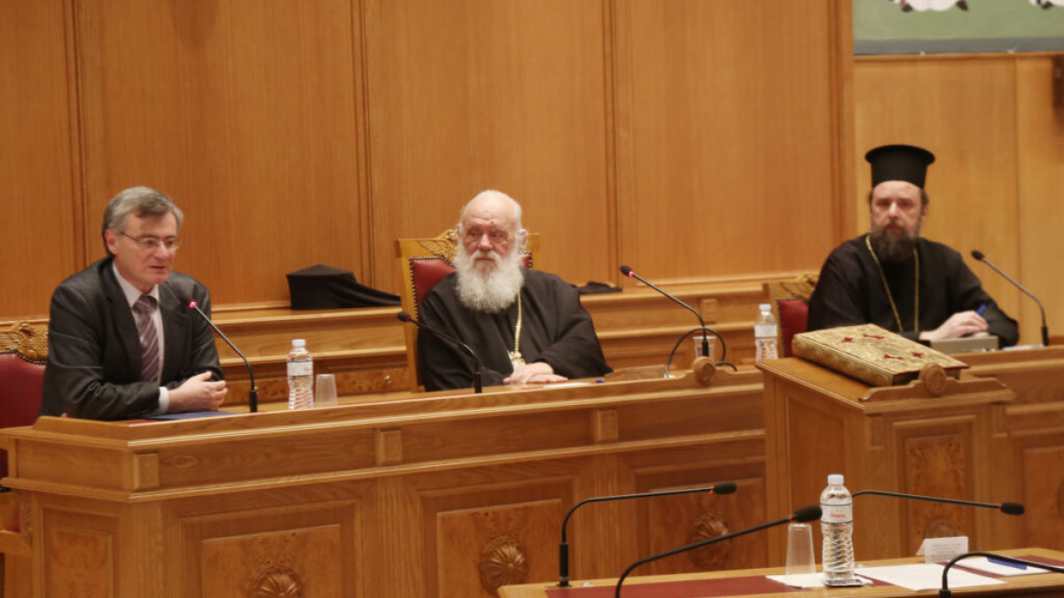 Κορωνοϊός: Αναβάλλονται οι καθημερινές λειτουργίες εκτός των κυριακάτικων-Αναλυτικά η απόφαση της Δ.Ι.Σ. Κορωνοϊός: Αναβάλλονται οι καθημερινές λειτουργίες εκτός των κυριακάτικων-Αναλυτικά η απόφαση της Δ.Ι.Σ.