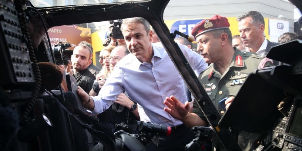 Με ελικόπτερο θα πετάξουν πάνω από την ελληνοτουρκική συνοριογραμμή ο Πρωθυπουργός και η ηγεσία της Ευρωπαϊκής Ένωσης