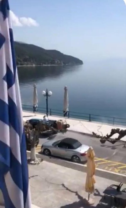 Συμβαίνει Τώρα-Απολύμανση πραγματοποιεί ο Δήμος στην Λίμνη Ευβοίας [ΒΙΝΤΕΟ]