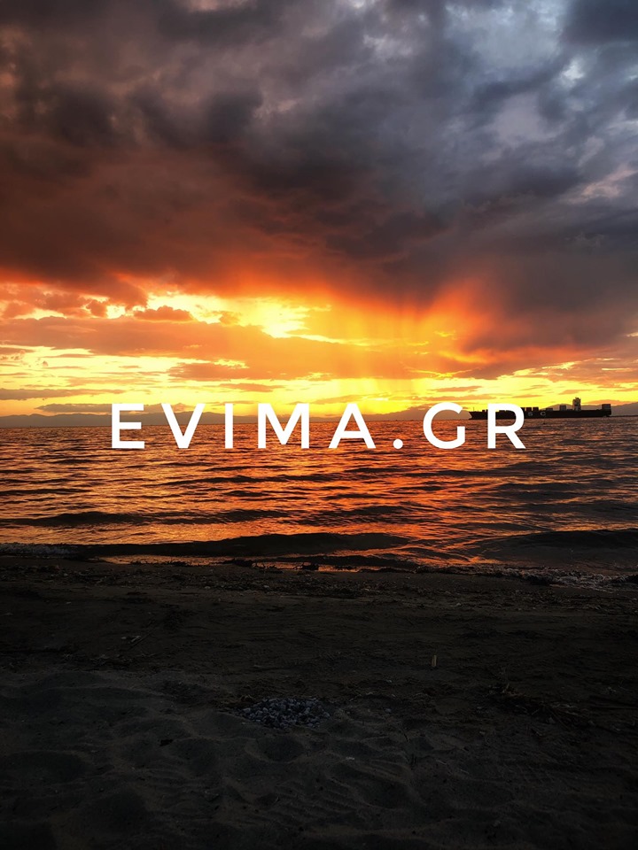 Μαγικές εικόνες από το ηλιοβασίλεμα της Εύβοιας