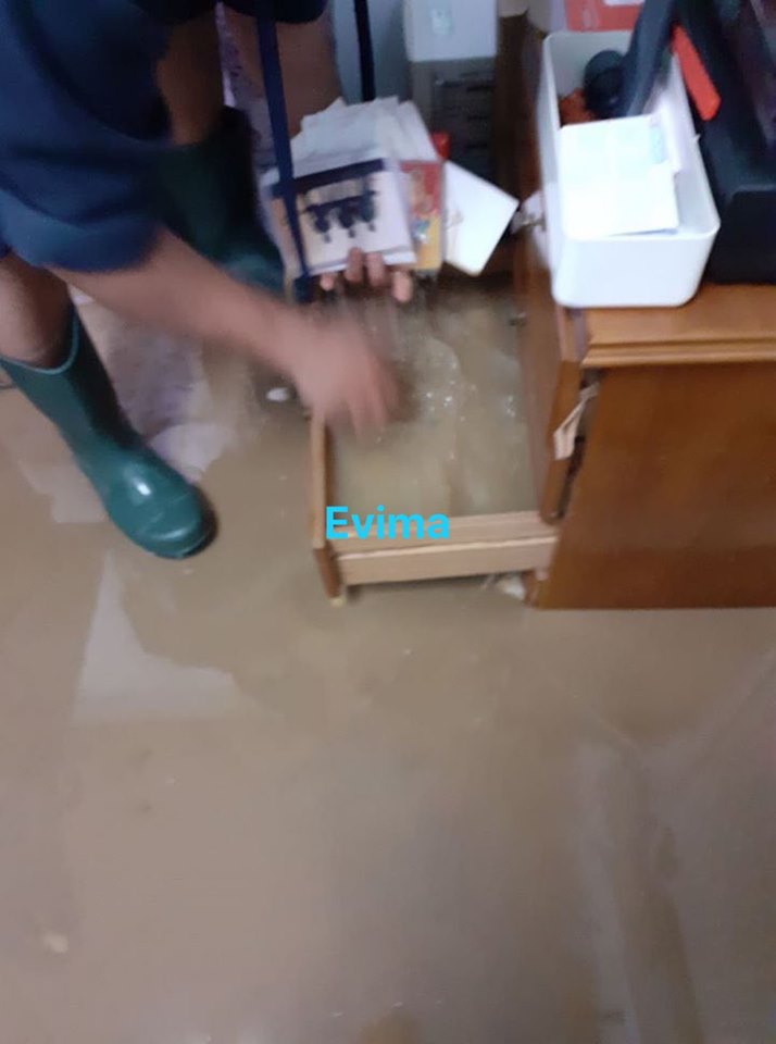 Κάτοικοι Μουρτερής Ευβοίας στο evima.gr-Καταστραφήκαμε ολοκληρωτικά από την κακοκαιρία [photos]