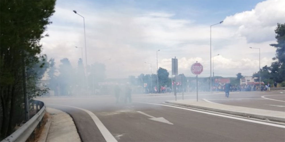 Πέντε προσαγωγές και έξι τραυματίες αστυνομικοί για τα επεισόδια στη Μαλακάσα