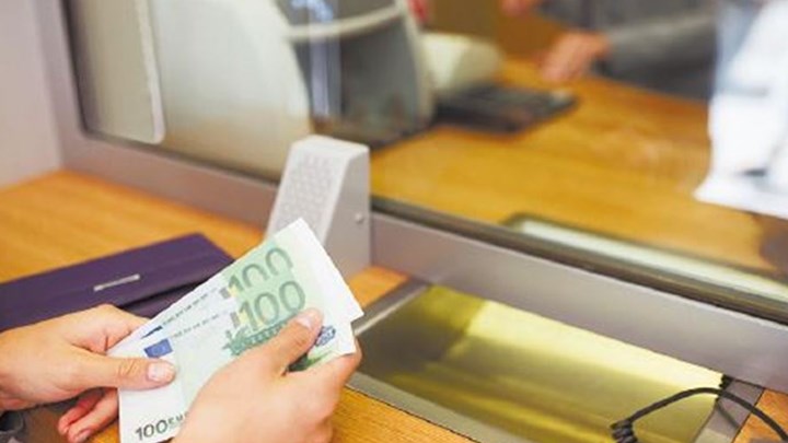 ΕΦΚΑ: Αναρτήθηκαν τα ειδοποιητήρια για τις εισφορές Απριλίου – Μέχρι πότε πρέπει να πληρωθούν