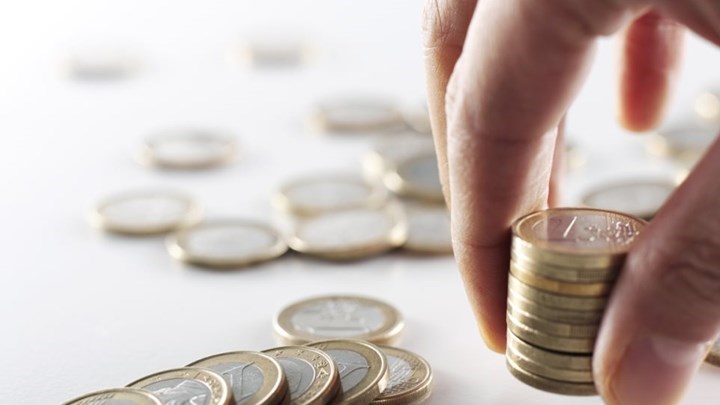 Σε ύφεση η ελληνική οικονομία το πρώτο τρίμηνο – Αναλυτικά τα στοιχεία της ΕΛΣΤΑΤ