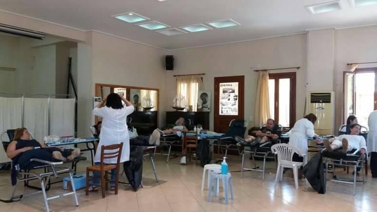 Ερέτρια:Μεγάλη συμμετοχή στην αιμοδοσία του πολιτιστικού συλλόγου Κ. ΚΑΝΑΡΗΣ