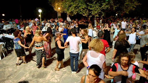 Τι θα γίνει με τα πανηγύρια στην Εύβοια – Μόνο καθιστοί ανέφερε ο υφυπουργός Ανάπτυξης