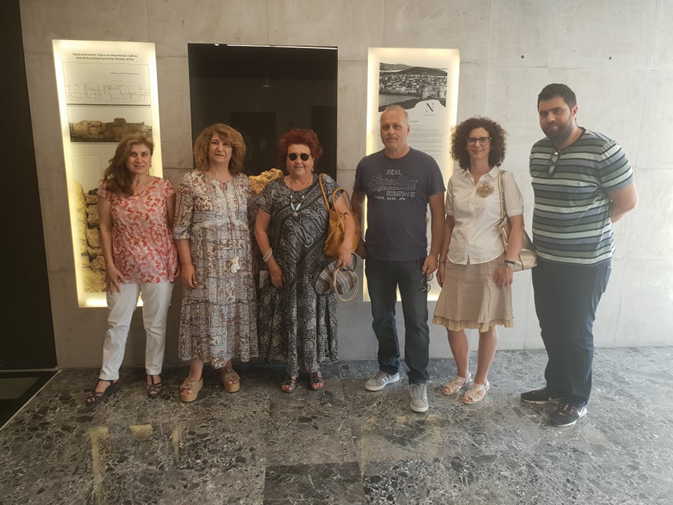 Η προϊσταμένη της εφορίας Αρχαιοτήτων Εύβοιας επισκέφθηκε τον Μεσαιωνικό τείχος στο Επιμελητήριο