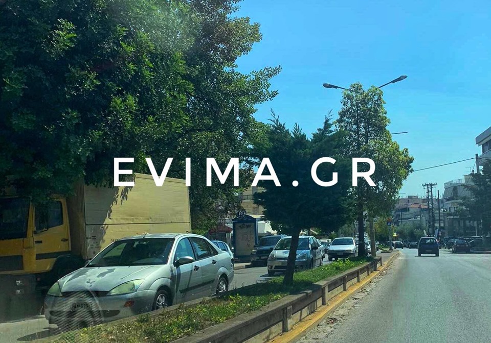Αυξημένη είναι η κίνηση στο κέντρο της Χαλκίδας αυτή την ώρα (photos)