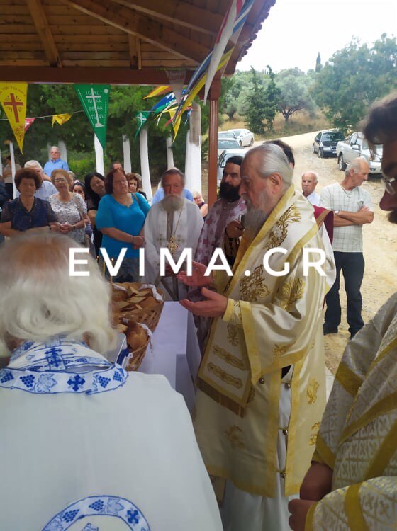 Εκκλησίες: Μέχρι πότε παρατείνονται τα περιοριστικά μέτρα για τον κορωνοϊό