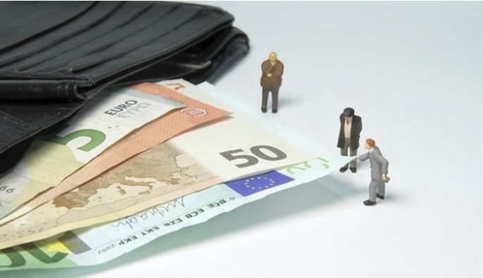 Αναδρομικά: Την Τρίτη η απόφαση του ΣτΕ για τις περικοπές στις συντάξεις