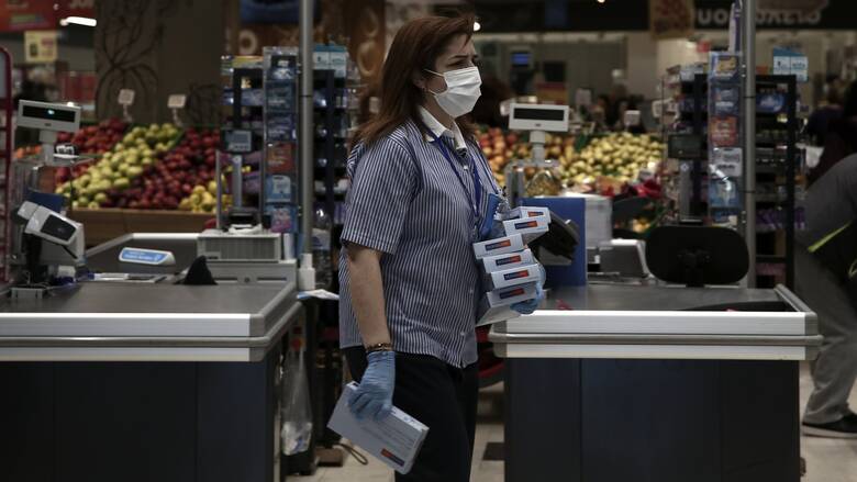 Υποχρεωτική η χρήση μάσκας στα σούπερ μάρκετ για όλους από το Σάββατο