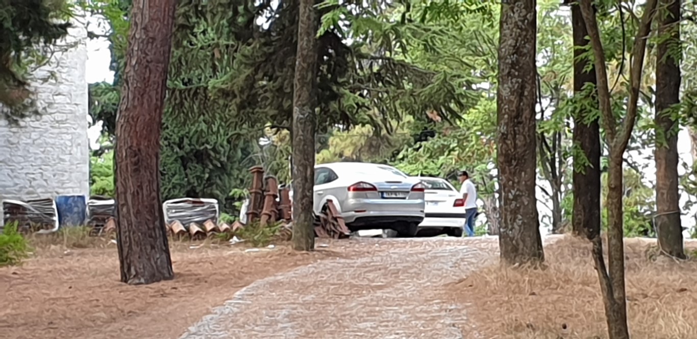 Εντοπίστηκε πτώμα γυναίκας έξω από εκκλησάκι -Τι ερευνούν οι Αρχές