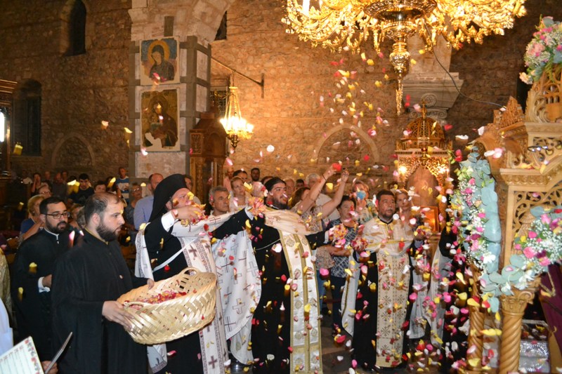 Ετελέστη η προεόρτιος Ιερά Αγρυπνία για την Πολιούχο Αγία Παρασκευή στη Χαλκίδα