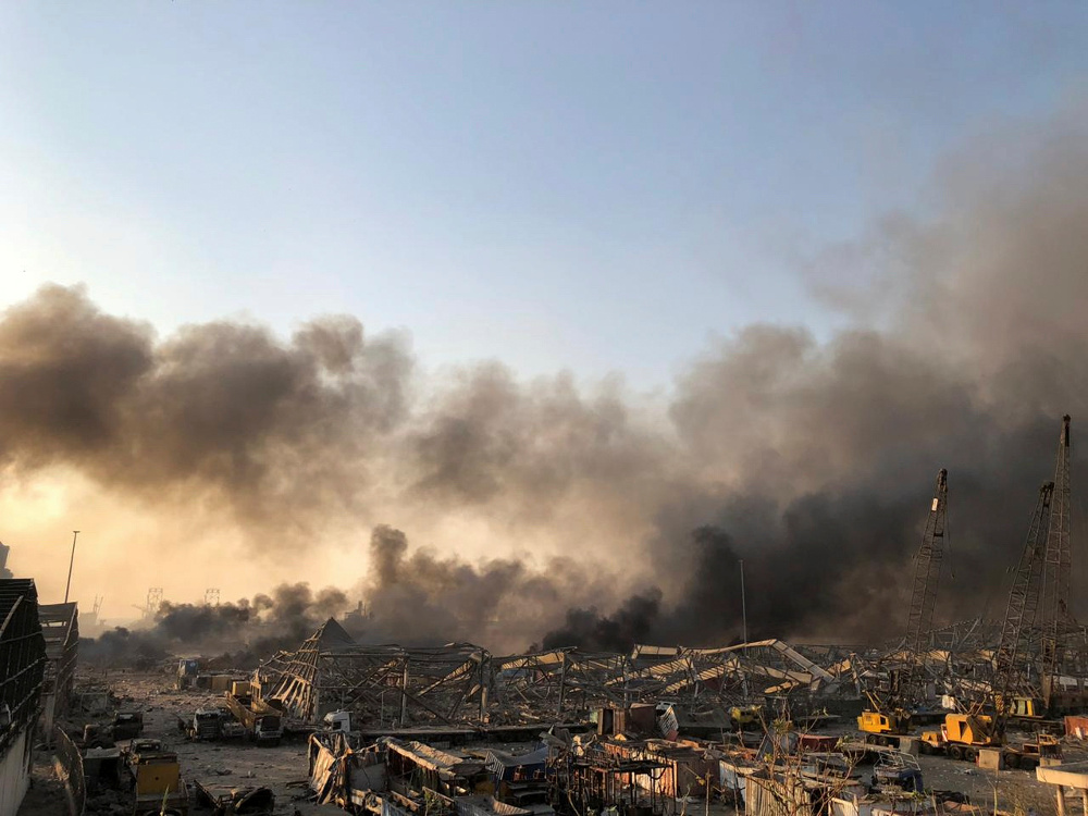 «Εμπόλεμη ζώνη» η Βυρητός: Τουλάχιστον δέκα νεκροί από εκρήξεις – «Καταστροφή παρόμοια με τη Χιροσίμα» [Βίντεο]