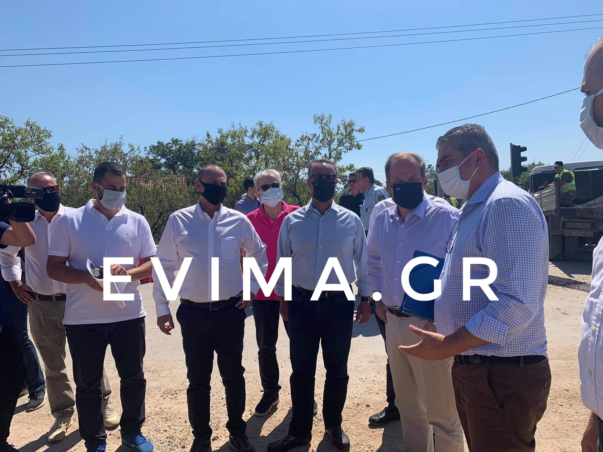 Τώρα – Στη γέφυρα του Βασιλικού Σταϊκούρας και Καραμανλής (Εικόνες)