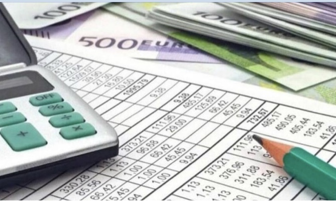Φορολογικές δηλώσεις: Πόσες έχουν υποβληθεί και πόσες είναι χρεωστικές – Τι ισχύει για τις δόσεις